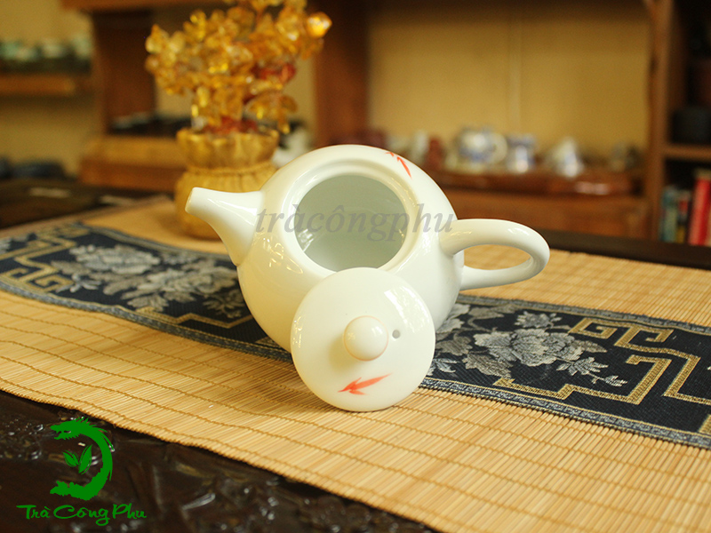 Ấm được tráng men sứ bóng